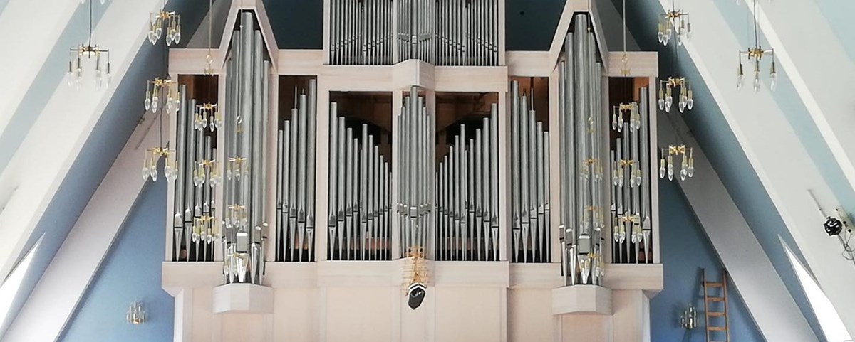 fasadebilde av orgel.jpg